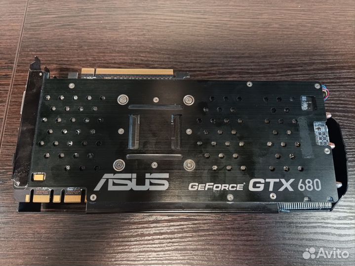 Видеокарта asus GTX680 2G