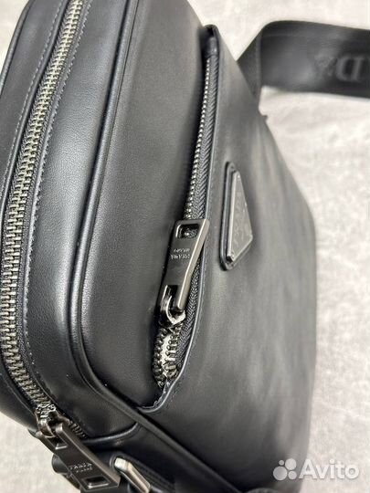 Мужская кожаная сумка через плечо Prada