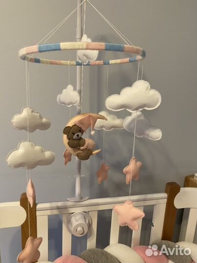 Мобиль на кроватку из фетра+кронштейн