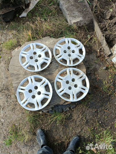 Оригинальные колпаки honda