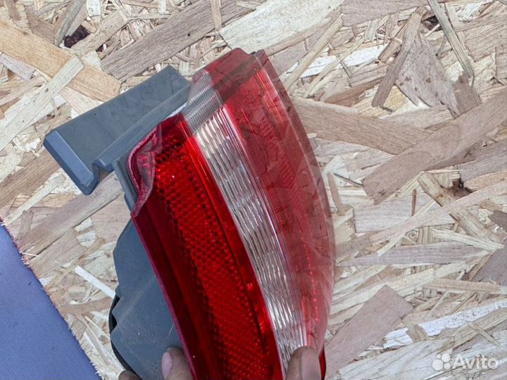 Фонарь в крыло левый Лада Веста седан