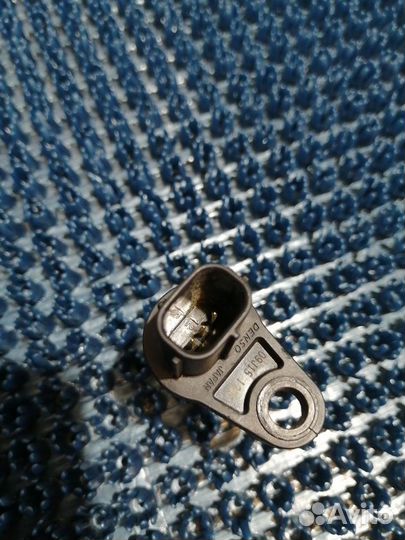 Датчик положения распредвала Toyota Noah