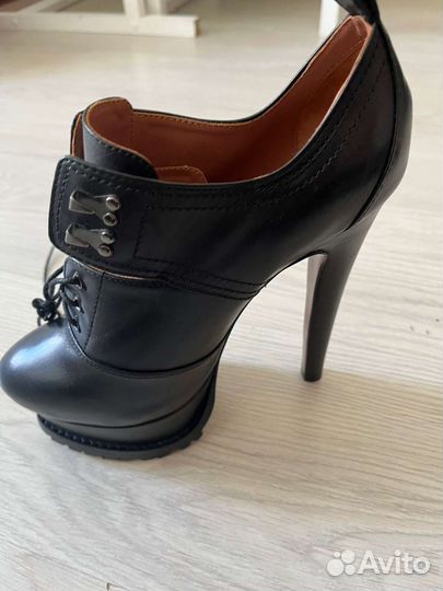 Ботильоны alaia