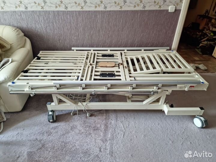 Электрическая кровать-вертикализатор MET lift UP