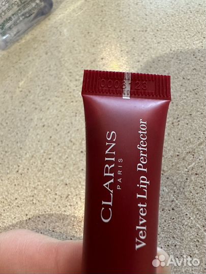 Clarins velvet lip perfector 03