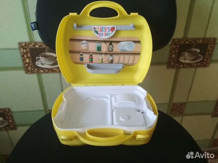 Детская кухня-чемоданчик