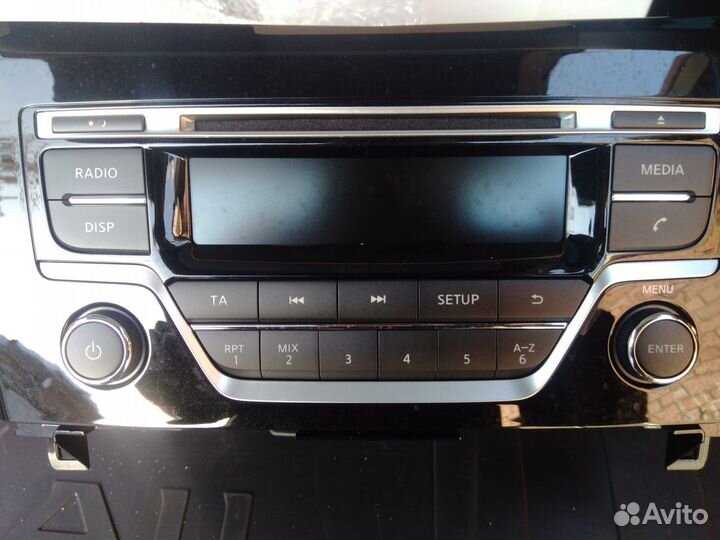 Сделай декор В офис магнитола новая nissan X-Trail