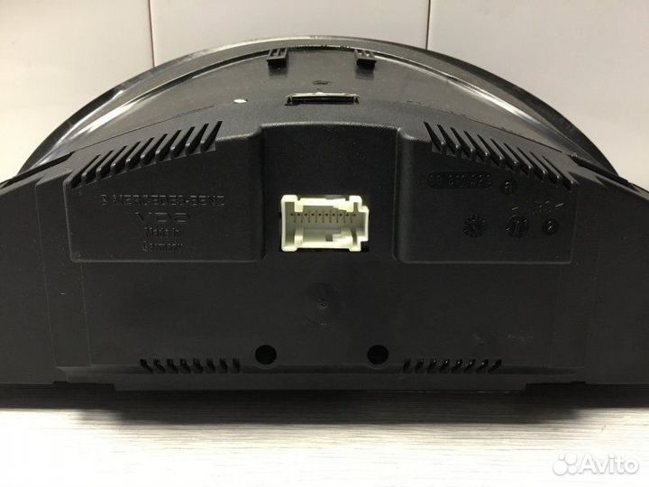 Щиток приборов Mercedes-Benz C-Class 2.2 2003