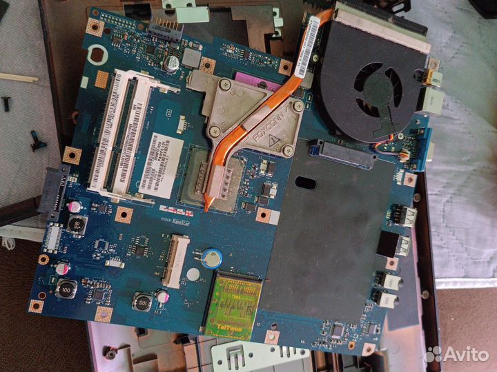 Материнская плата для ноутбука emachines e527