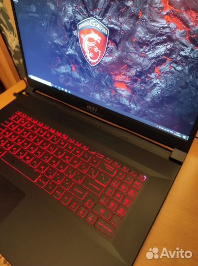 Мощный ноутбук MSI Katana