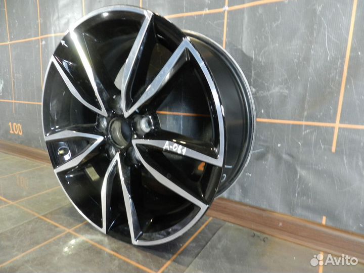 Диск литой 7Jx17 ET45 5x114.3- Toyota Camry V55