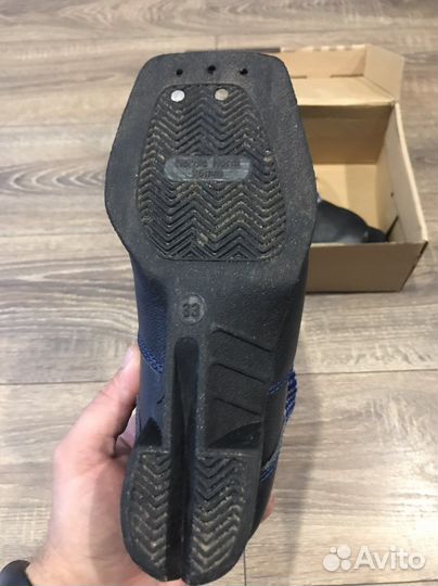 Лыжные ботинки