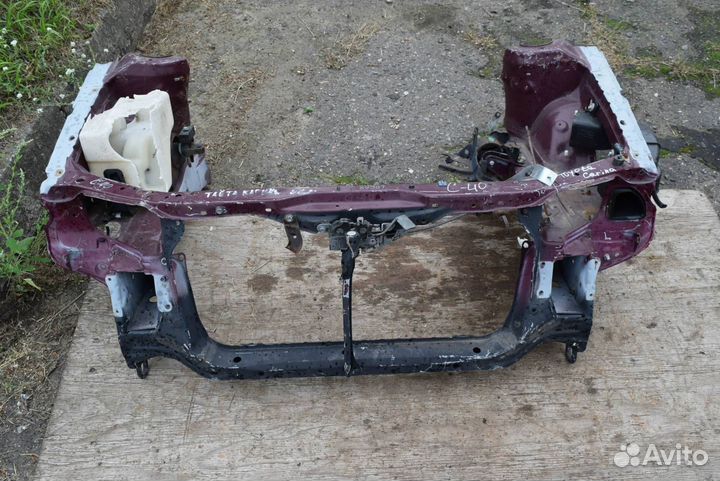 Передняя панель (телевизор) Toyota Carina E 1996