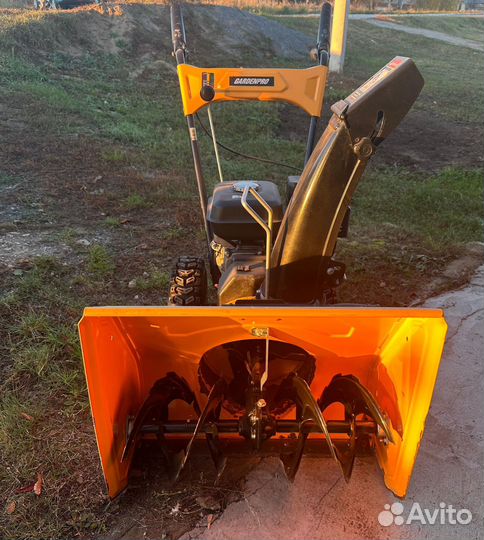 Снегоуборщик бензиновый самоходный бу