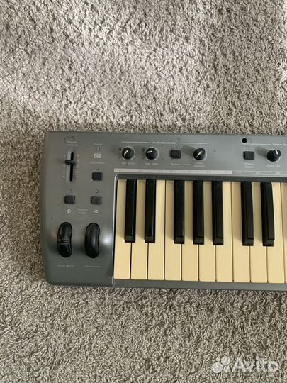 Midi клавиатура - Цифровое пианино