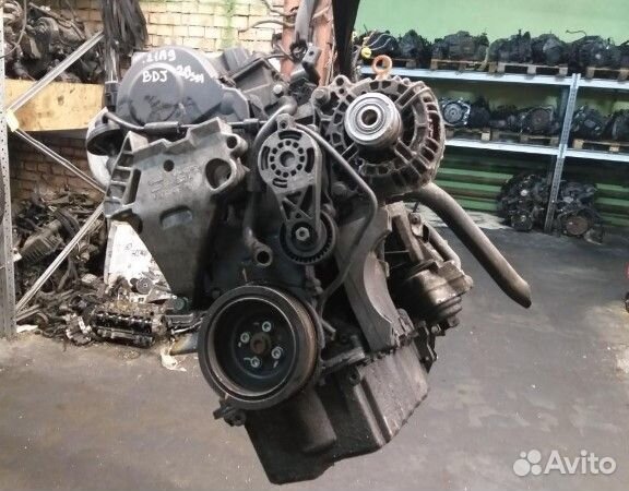 Двигатель Volkswagen Caddy 3 2005 BDJ 2.0 дизель