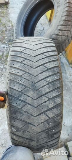 Goodyear Ultra Grip Ice Arctic 2 SUV 265/65 R17