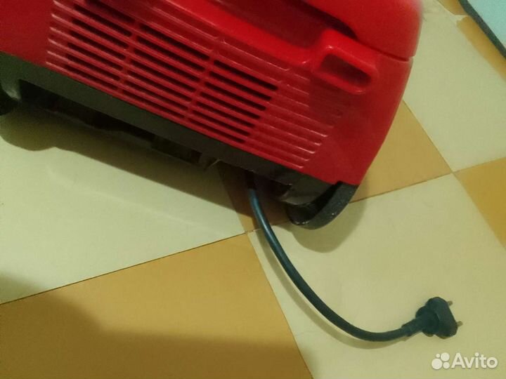 Пылесос Panasonic MC-3300