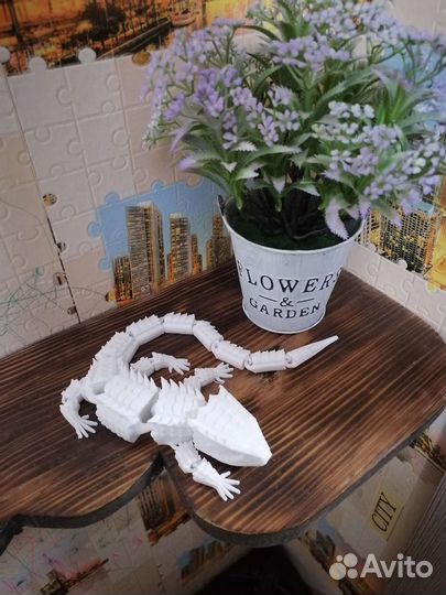 Пластиковые игрушки, изделия для аквариума