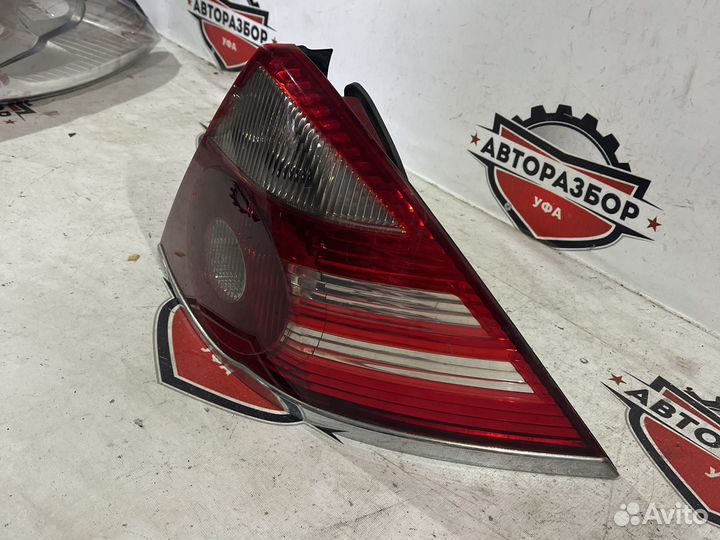 Фонарь задний правый Ford Mondeo 3 03-07 4D 5D