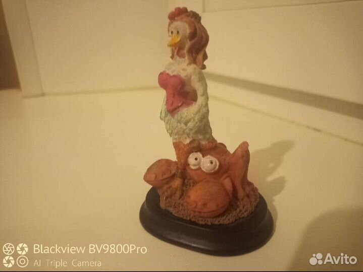 Статуэтка уточка и краб