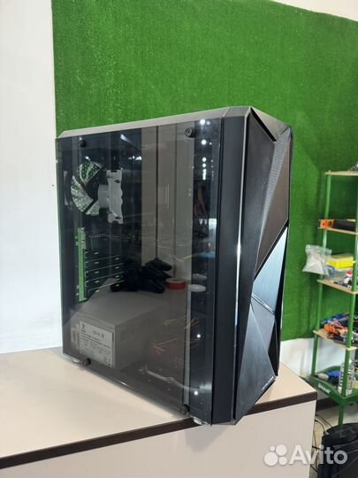 Компьютер с монитором