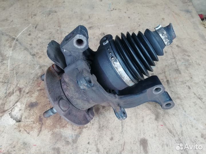 Ступица ниссан NV 200