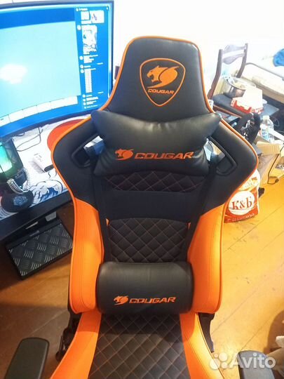 Компьютерное кресло Cougar