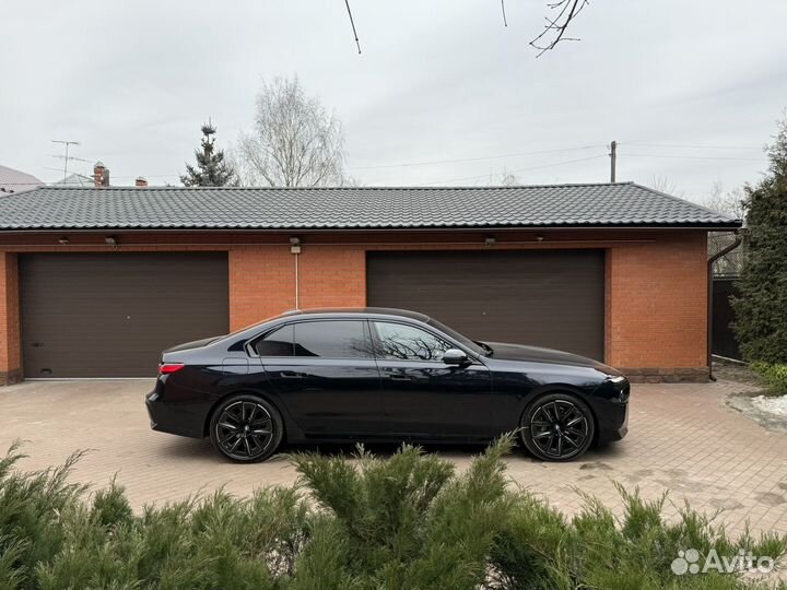 BMW 7 серия 3.0 AT, 2022, 12 500 км