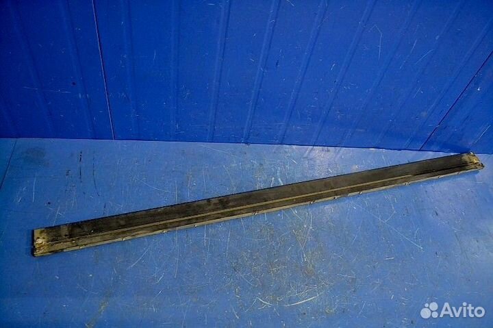 Боковой спойлер по раме, правый scania R-series (01.04)