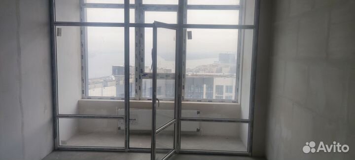 Стеклянная перегородка