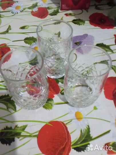 Стеклянные стаканы