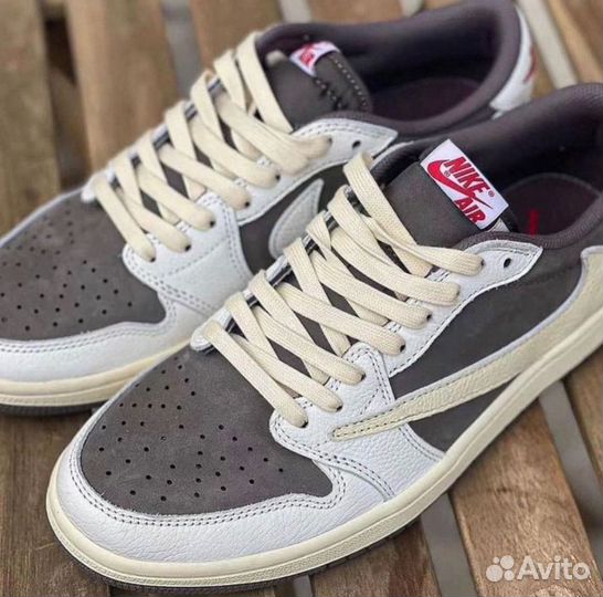 Кроссовки Travis scott Air Jordan Reverse Mocha