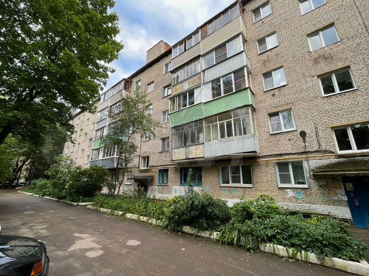 2-к. квартира, 47 м², 3/5 эт.