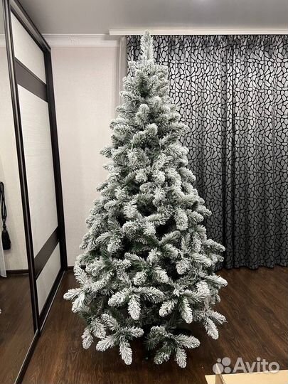 Заснеженная искусственная елка 2.20м
