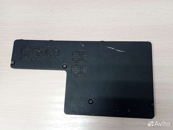 Крышка поддона для нетбука Lenovo Ideapad S10-3