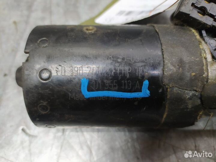 Моторчик стеклоочистителя передний Volkswagen Bora