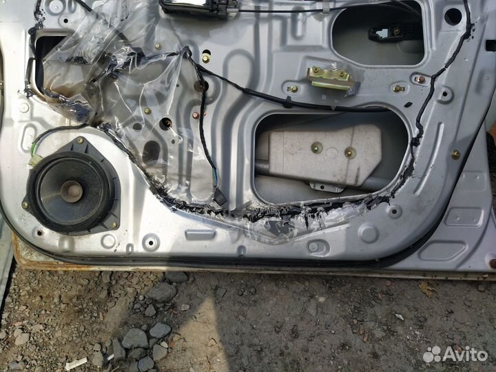 Дверь передняя правая Geely MK Cross