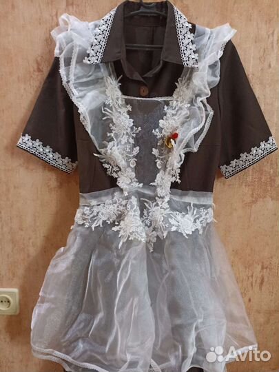 Школьная форма и 2 фартука на последний звонок