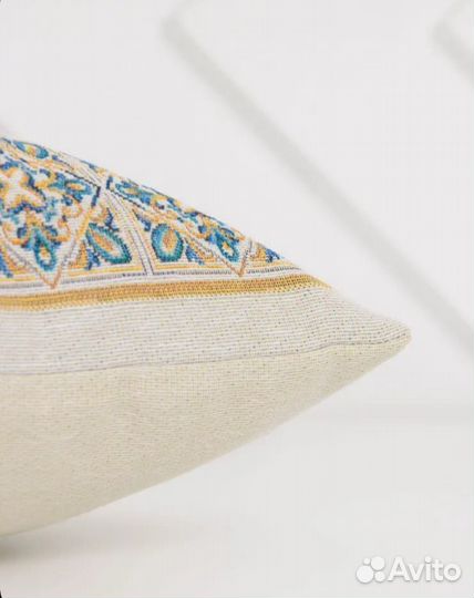 Наволочка гобелен новая