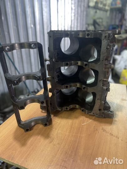 Блок цилиндров 3.0 6G72