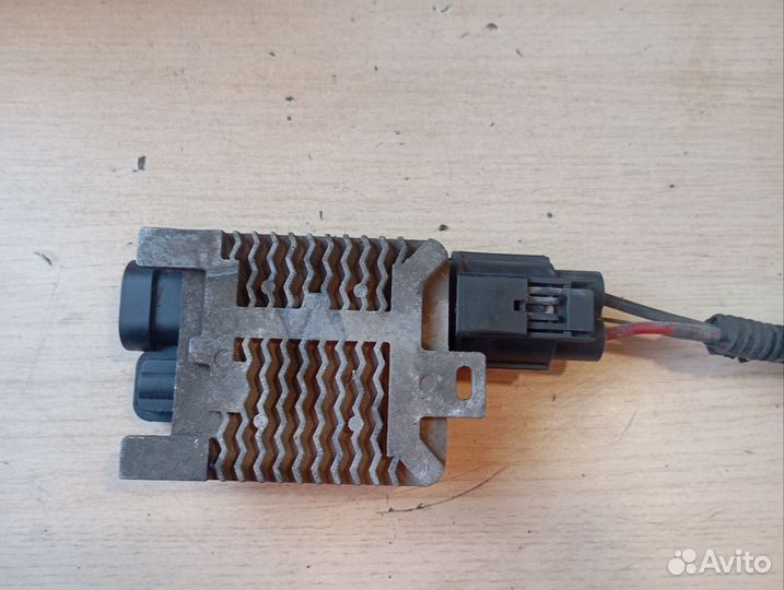 Реле вентилятора охлаждения форд фокус 2