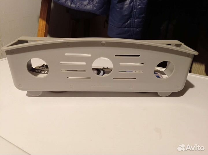 Полочка пластиковая