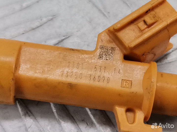 Форсунка бензиновая электрическая для Lexus GS 4