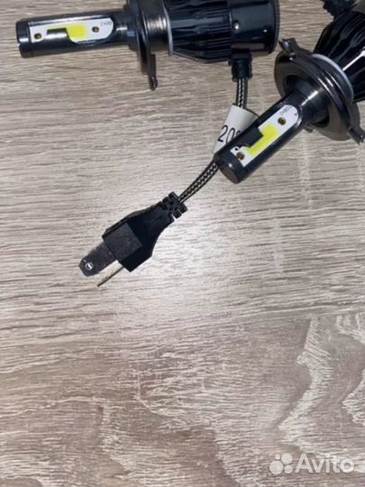 Светодиодные LED лампы C9 цоколь H4