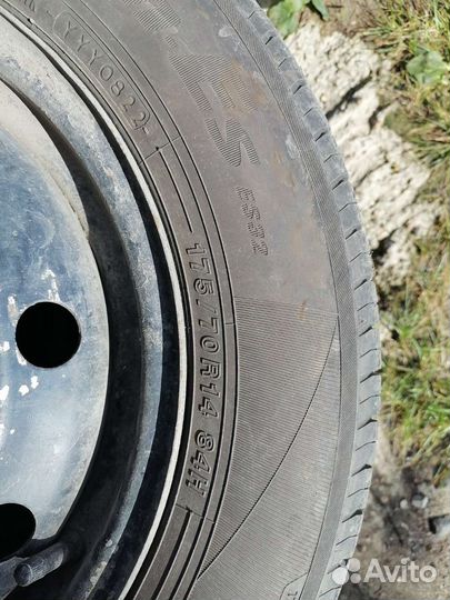 Yokohama Bluearth ES32 175/70 R14