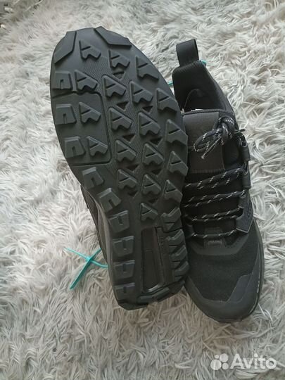 Adidas terrex (US 9.5) trailmaker Gore-tex