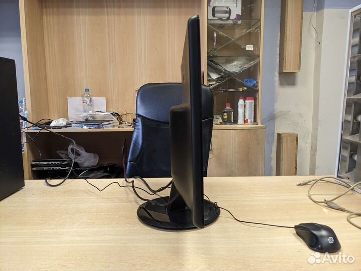 Монитор Philips 23