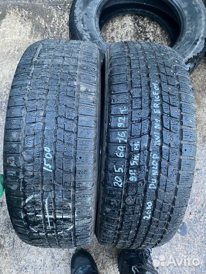 Dunlop SP Winter Ice 01 205/60 R16 92T