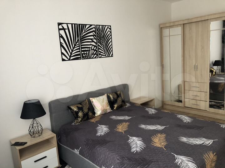 2-к. квартира, 57 м², 14/17 эт.